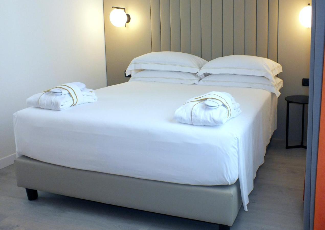 Bb Hotels Smarthotel Derose Floransa Dış mekan fotoğraf