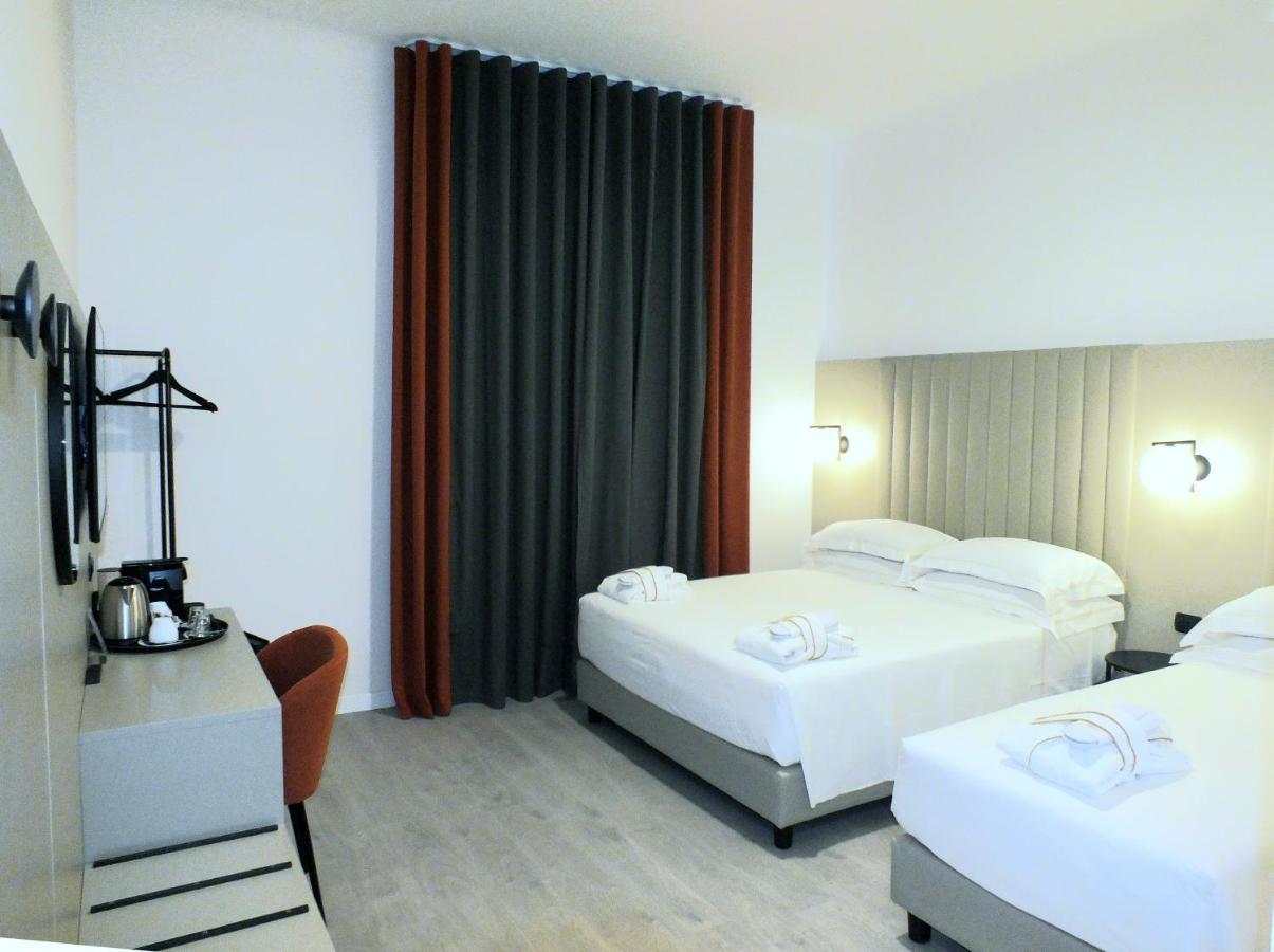 Bb Hotels Smarthotel Derose Floransa Dış mekan fotoğraf